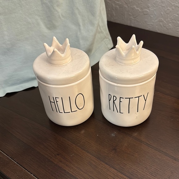 Crown Topped Ceramic Jars - Picture 1 of 1